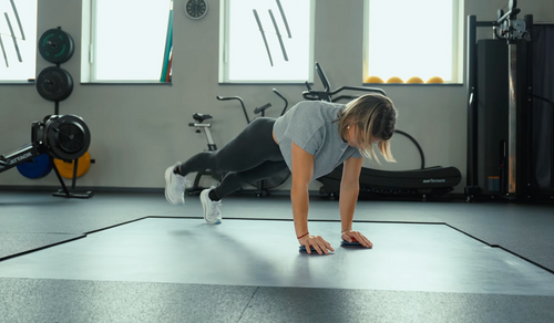  High Plank Kickbacks With Knee Drives